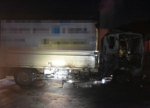 광주 화물차에 불, 스타팅 모터 과열 추정