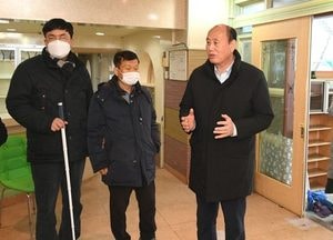 박형덕 동두천시장, 장애인회관 건립 부지 방문 ‘의견 청취’