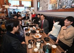 이현재 하남시장, MZ세대 공무원과 '치맥'으로 허심탄회 '소통'