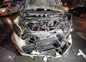 부천 약대동 교통사고 후 차량 불, 다친 사람 없어