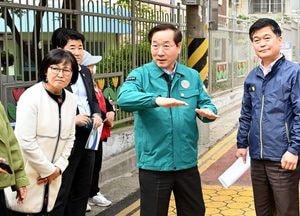 어린이보호구역 찾은 유정복…“교통안전 시설 강화해야”