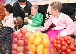 광주 나눔의집 어버이날, 박옥선 할머니 '100세 상수연'