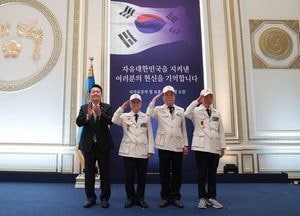 윤석열 대통령 “나라 위해 희생·헌신한 국가영웅에 감사”