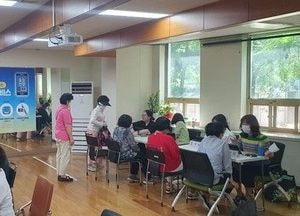 구리시, 어르신 ‘스마트 기기’로 건강관리...65세 이상, 240명 대상