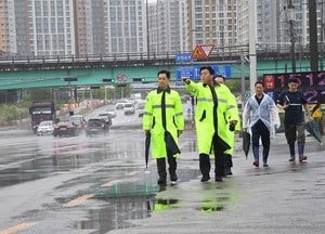 임병택 시흥시장, 침수지역·전통시장 현장 방문 민생 챙기기 주력