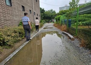 비만 오면 물길…시민들 불편