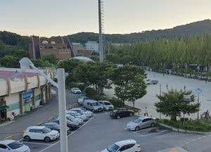 주민 위한 휴식공간 '김포사우문화체육광장'...내년 말까지 임시 주차장 전환