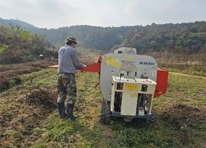 파주시 ‘농기계 임대’ 농민들에 ‘인기’…편의성·인력 부족 해소 ‘1석2조’ 효과