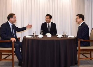 유정복 인천시장, 경기·서울 3자 회동서 "대체매립지 내년 3월까지 재공모에 합의"