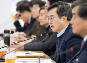 협치란 이런것…김동연, 道의회 정책건의 전격 수용