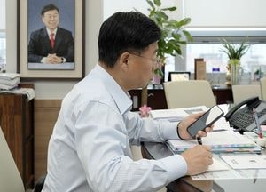 "성남시장과 문자로 소통한다고?"...성남시, '시장에게 바란다'로 민원 95% 처리