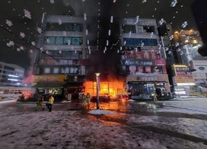 안산 고잔동 1층 음식점서 새벽 불, 인명피해 없어