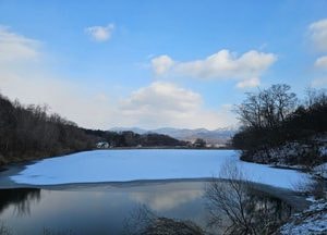 흰 눈 덮힌 용인의 ‘유실저수지’