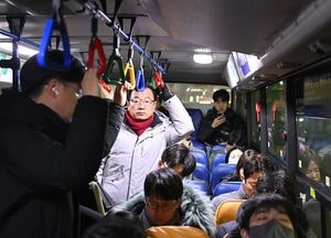 이현재 하남시장, 위례-잠실역 버스 현장 점검 “대중교통 이용 불편사항 개선 노력”
