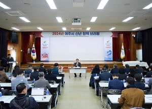 이충우 여주시장 "남한강 출렁다리, 민자 유치해 올해 완공할 것"