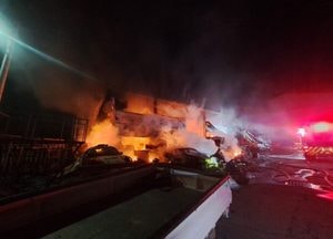 파주 오락기 제조 공장서 불, 공장 거주 40대 임차인 사망