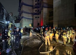 광명 아파트 신축 공사현장 컨테이너서 불, 인명피해 없어