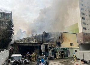 수원 율전동 빨래방 불, 3시간25분 만에 진화