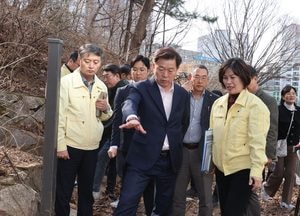 광명시, 재개발 구역 보행 안전 대책 마련...박승원 시장 로드체킹