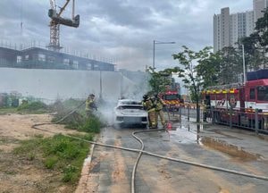 김포 풍무동 아파트 지하주차장 전기차 불, 1시간22분 만에 완진