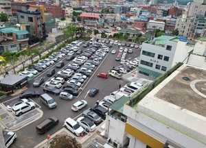 포천시청 공사로 인한 “무료주차 소식에 '너도나도' 주차”...민원인들 주차난 심각 사태