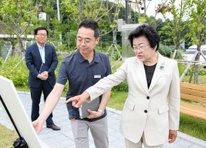 김경희 이천시장, 유산일반산업단지 방문...기업 규제 개선·애로사항 청취