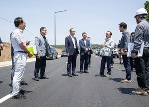 김덕현 연천군수, 지방도371호선 적성~두일 공사 현장 방문