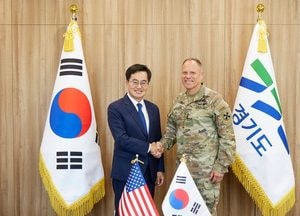 김동연, 신임 미8군사령관과 환담…“한미동맹은 대한민국 외교 전략에 가장  중심축”