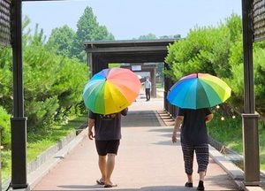 [내일 날씨] 경기·인천(11일, 목)...다시 덥고, 오후 '소나기' 소식