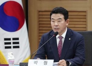 박정 의원 ‘청년 전통시장 육성법 개정안’ 발의…전통시장과 상점가 등 활성화하는 지원책 필요