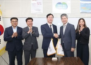 정명근 화성시장, 이영석 ASM 코리아 신임 대표와 반도체산업 생태계 강화 협력 방안 논의