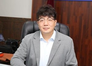 [인터뷰] 송승환 인천 서구의회 의장 “신뢰와 기대에 부합하는 단단한 의정활동을 펼칠 것”
