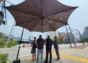 '폭염 특보 장기화" 경기도 내일부터 위기경보 ‘심각’ 상향 예고