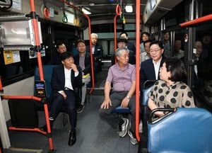강수현 양주시장, 양주37번 첫 정규버스 탑승해 시민 소통
