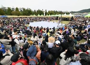 '가을엔 안성이 답' 안성 남사당 바우덕이 축제...내달 3일 팡파트