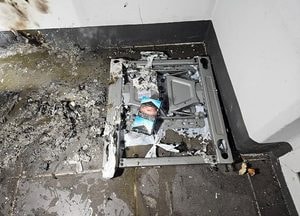 하남 망월동 기숙사서 새벽 불, 외출 전 버려둔 담배꽁초가 원인