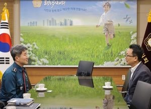 강정구 평택시의장, 장정진 평택경찰서장 접견…시민의 안전과 치안 유지 협력 방안 논의