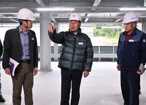 전진선 양평군수, 양평읍 주차타워 설치 사업 현장 점검