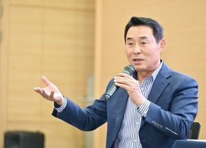 포천시, 신규 공직자 워크숍...백영현 시장 소통 간담회도 함께 열려