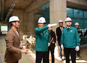이재호 연수구청장, 송도지역 핵심 공약사업 추진 박차…송도국제도시도서관 진행상황 점검