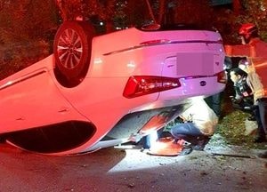 음주운전하다가 차량 뒤집혀 갇힌 60대 검거