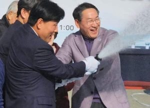 유정복 인천시장, 장봉도 상수도 통수식 개최 “도서지역에 새로운 삶의 시작”