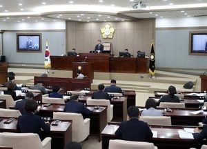 수원특례시의회, 제388회 제2차 정례회 개회...행정사무감사·내년 예산안 심사
