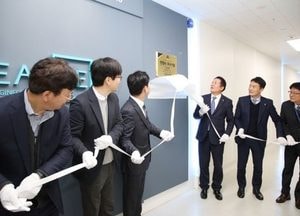 안양시, 리엔젠·에이스공조 우수기업 인증 현판식 열어