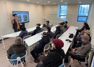 의정부시, 동절기 폐지 줍는 어르신 수호 시작…노인일자리사업·여가정책 등 홍보