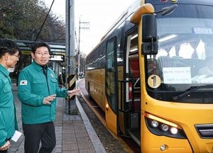 이상일 용인특례시장, 철도노조 파업 출근길 기흥역 현장 점검