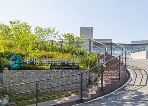김포애기봉평화생태공원 ‘태극기 게양대’ 설치 놓고 찬반 논란 가열