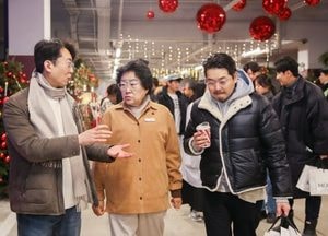 김경희 이천시장, 시몬스테라스 크리스마스마켓 방문...13~15일 행사 개최