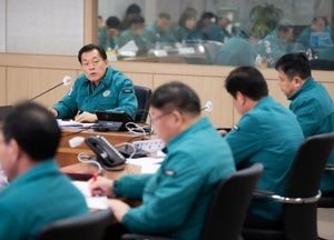 이재준 수원시장 “폭설 피해 농가 신속 지원하라”...재난지원금 선지급 예정