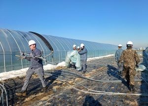 평택시, 군·민간 협력 ‘대설 피해 신속 복구’ 돕는다...정장선 시장 “지원 방안 적극 검토”